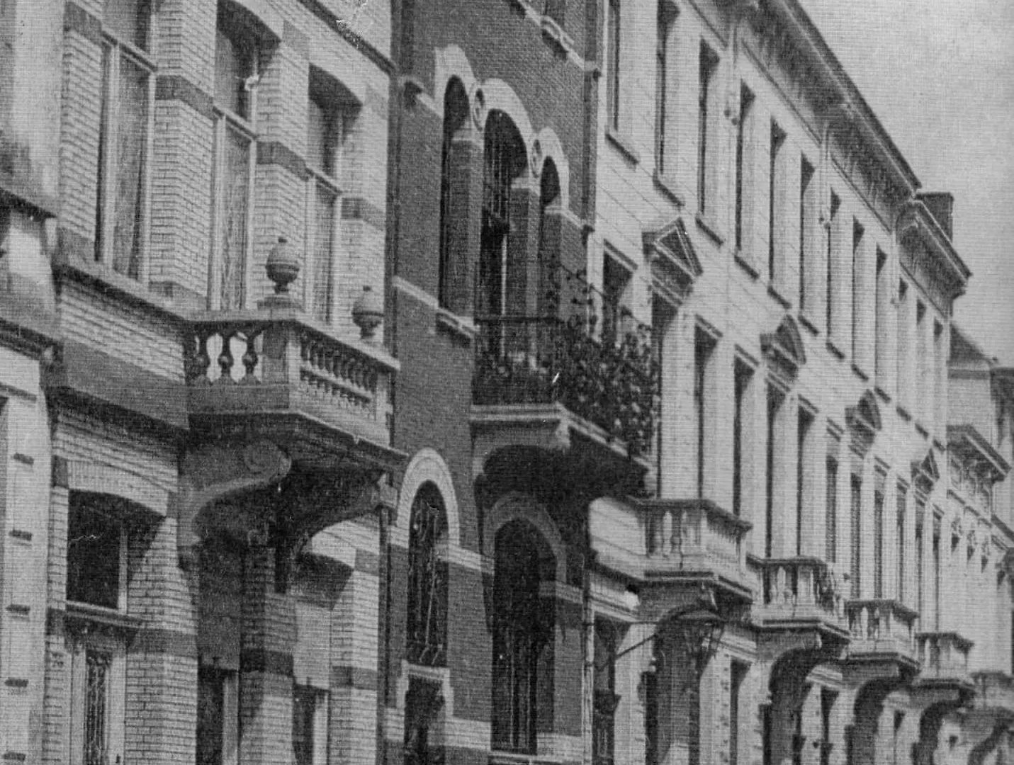 B&B Quatre20Cinq Антверпен Бельгия